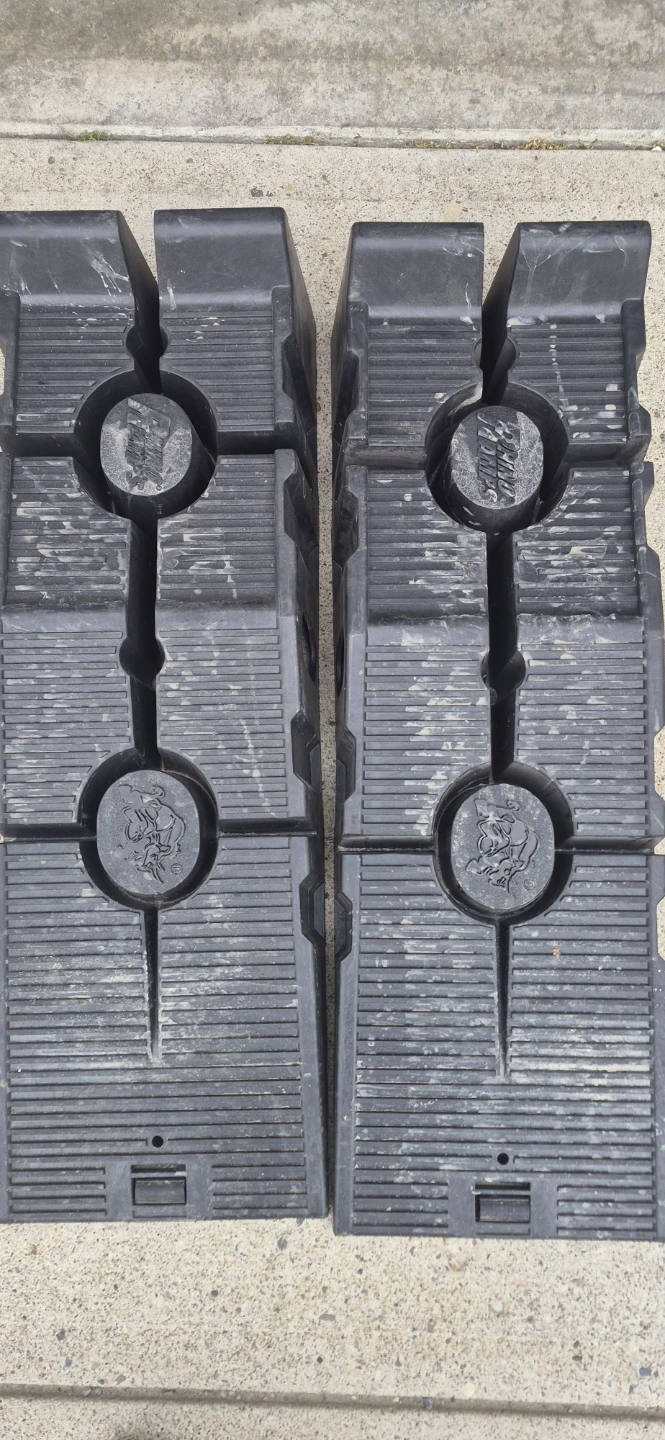 Rhino brand  Vehicle Ramps - photo 2