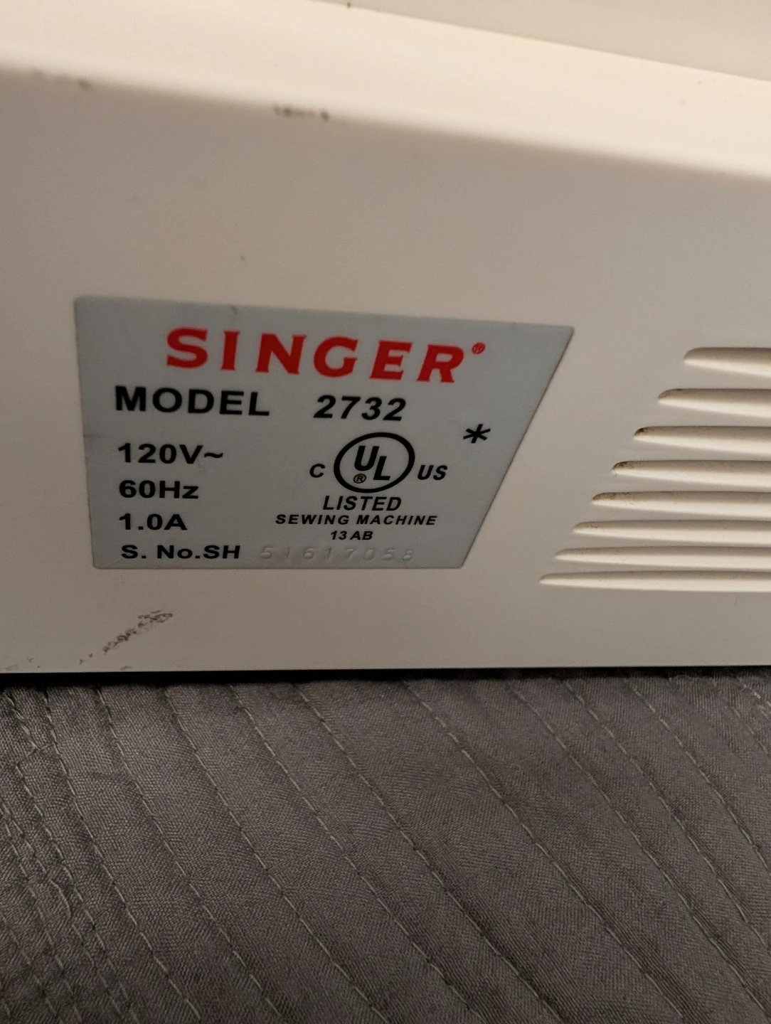 Singer 2732 Sewing Machine - photo 4