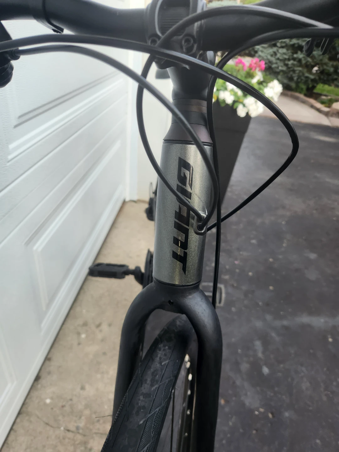 Giant Escape Hybrid Bike - photo 4
