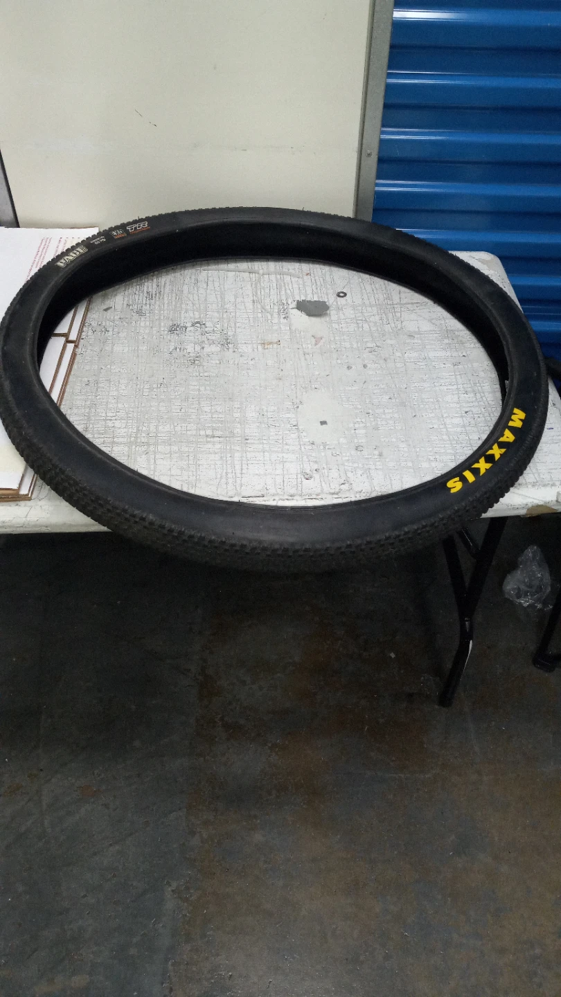 Maxxis Pace 29x2.10 Tubeless Ready Bicycle Tire - photo 3