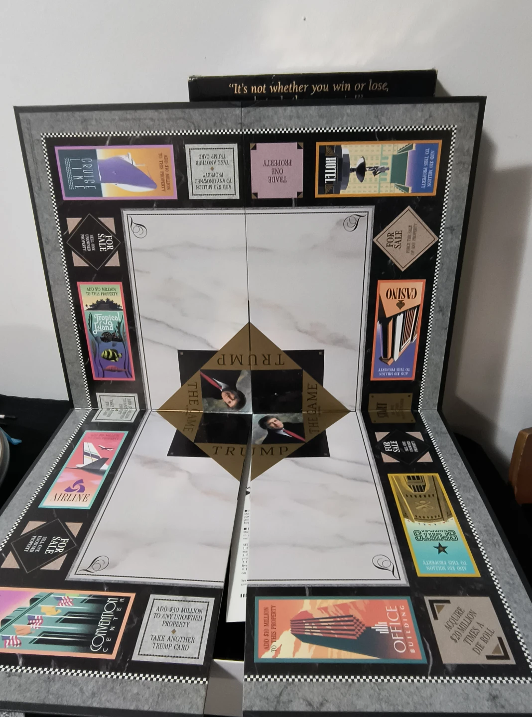Trump The Game Board Game - photo 3