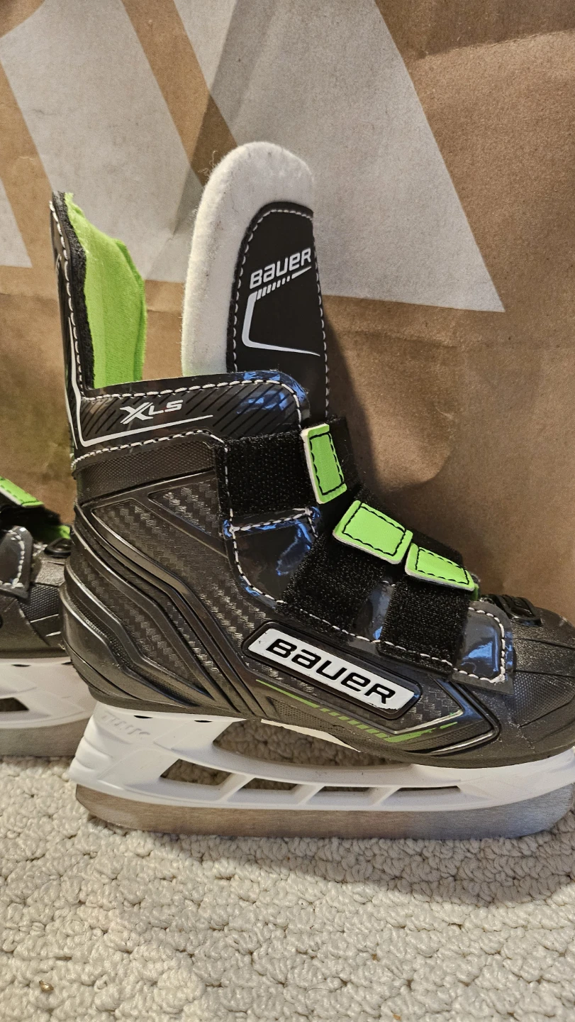 Bauer toddler skates size 6 youth. - photo 3