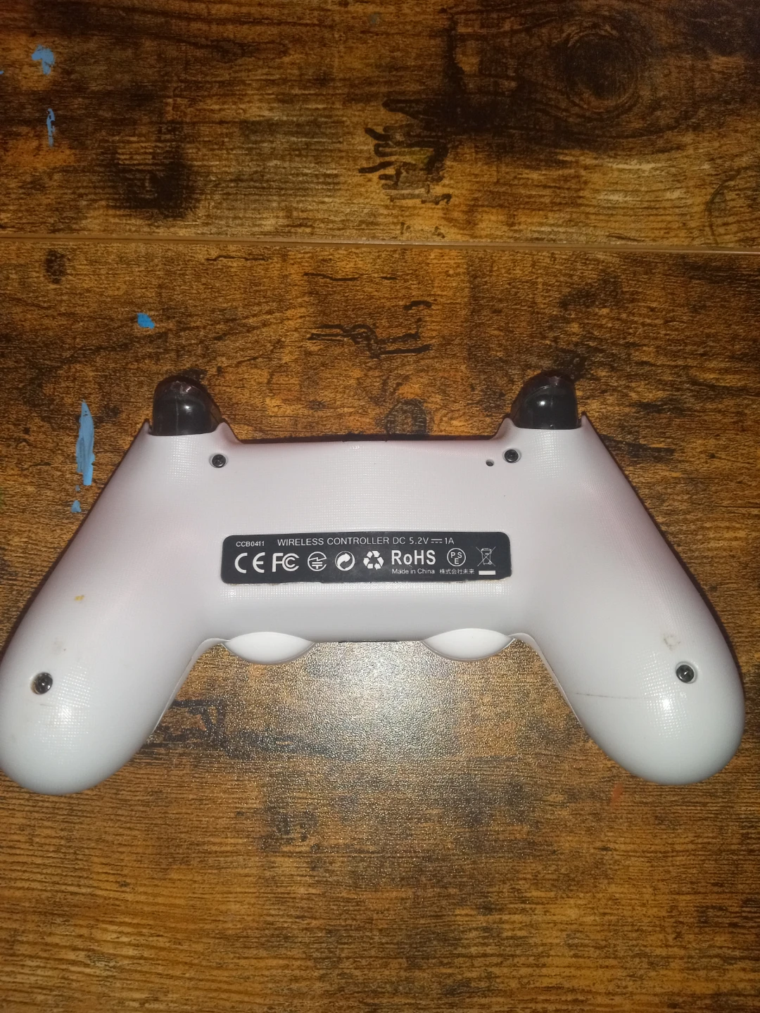 White Wireless Game Controller - photo 2