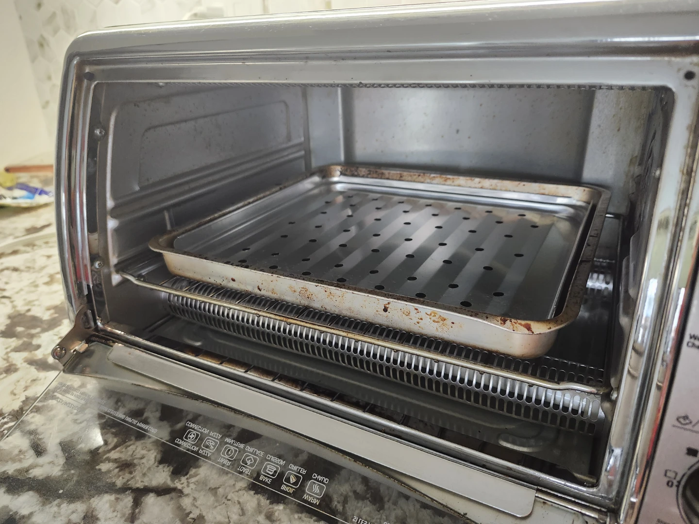 Black & Decker Toaster Oven - photo 3