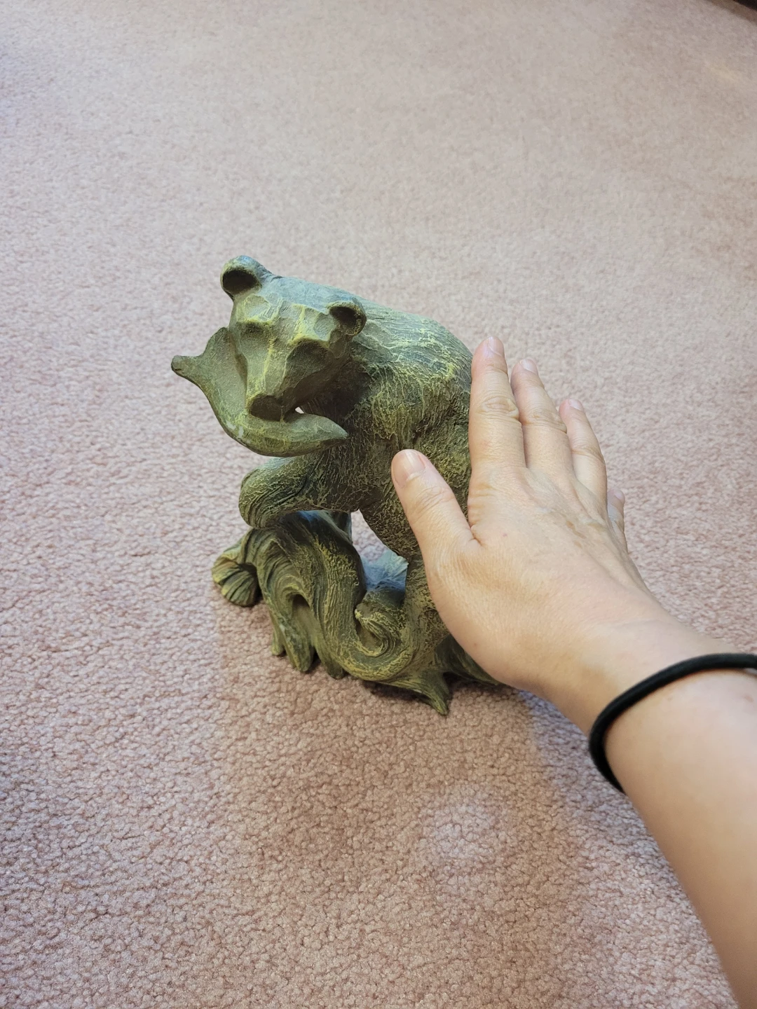 Bear and Fish Figurine - photo 5