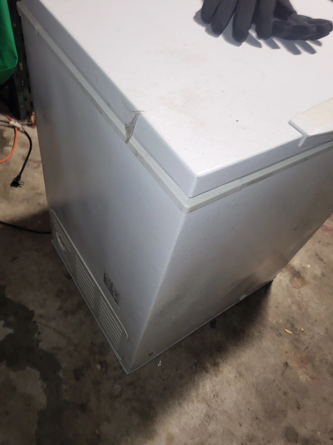 White Chest Freezer - photo 3