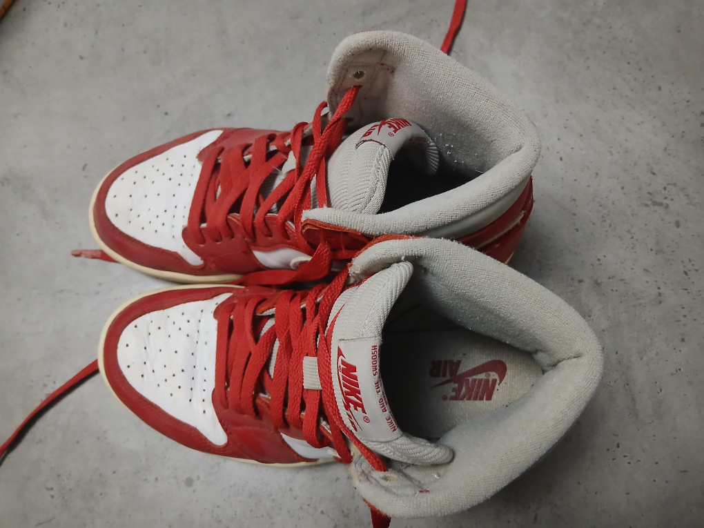 Nike Air Jordan 1 High Red/White - photo 2