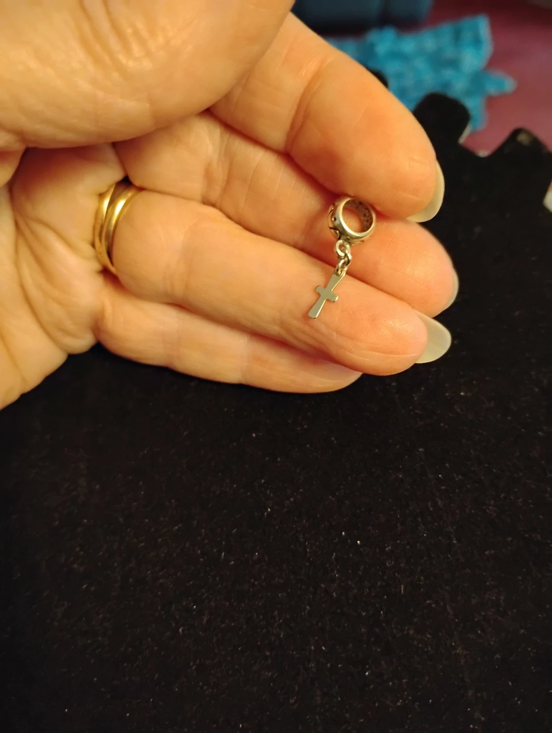 Charm bracelet bead with cross - photo 3