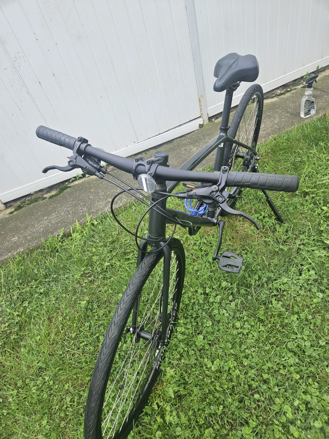 Trek FX 2 Hybrid Bike - photo 3
