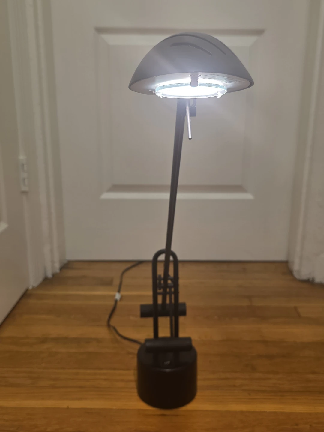Vintage Counterbalance Black Metal Hallogen Desk Lamp