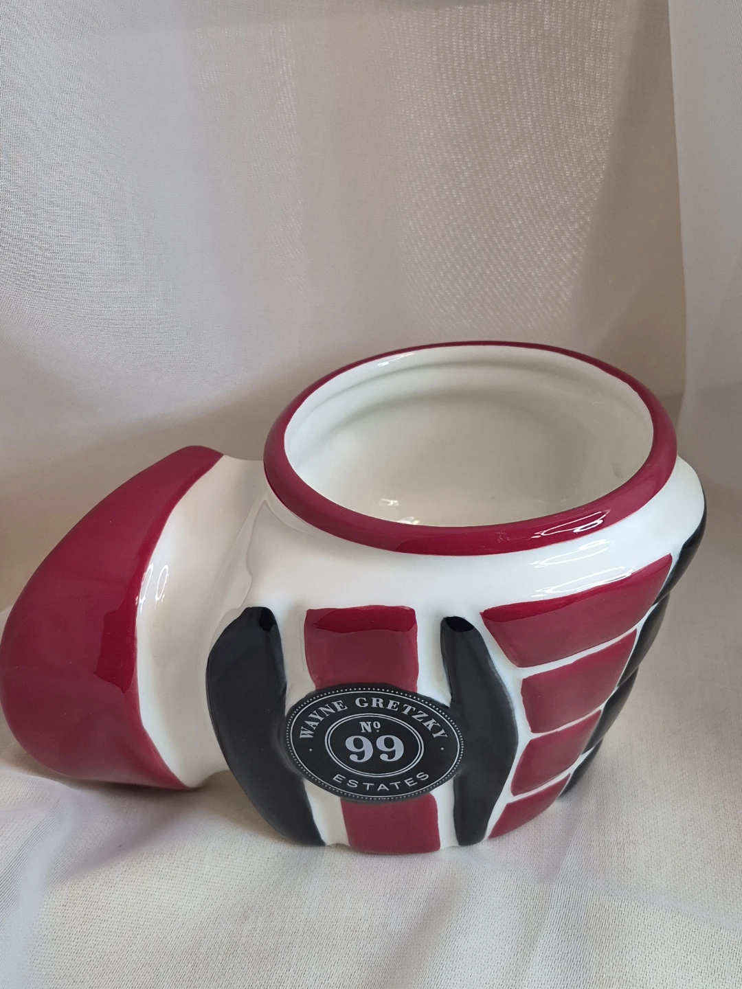 Ceramic Gretzky Collectable Estates Hockey No 99 Glove Mug - photo 4