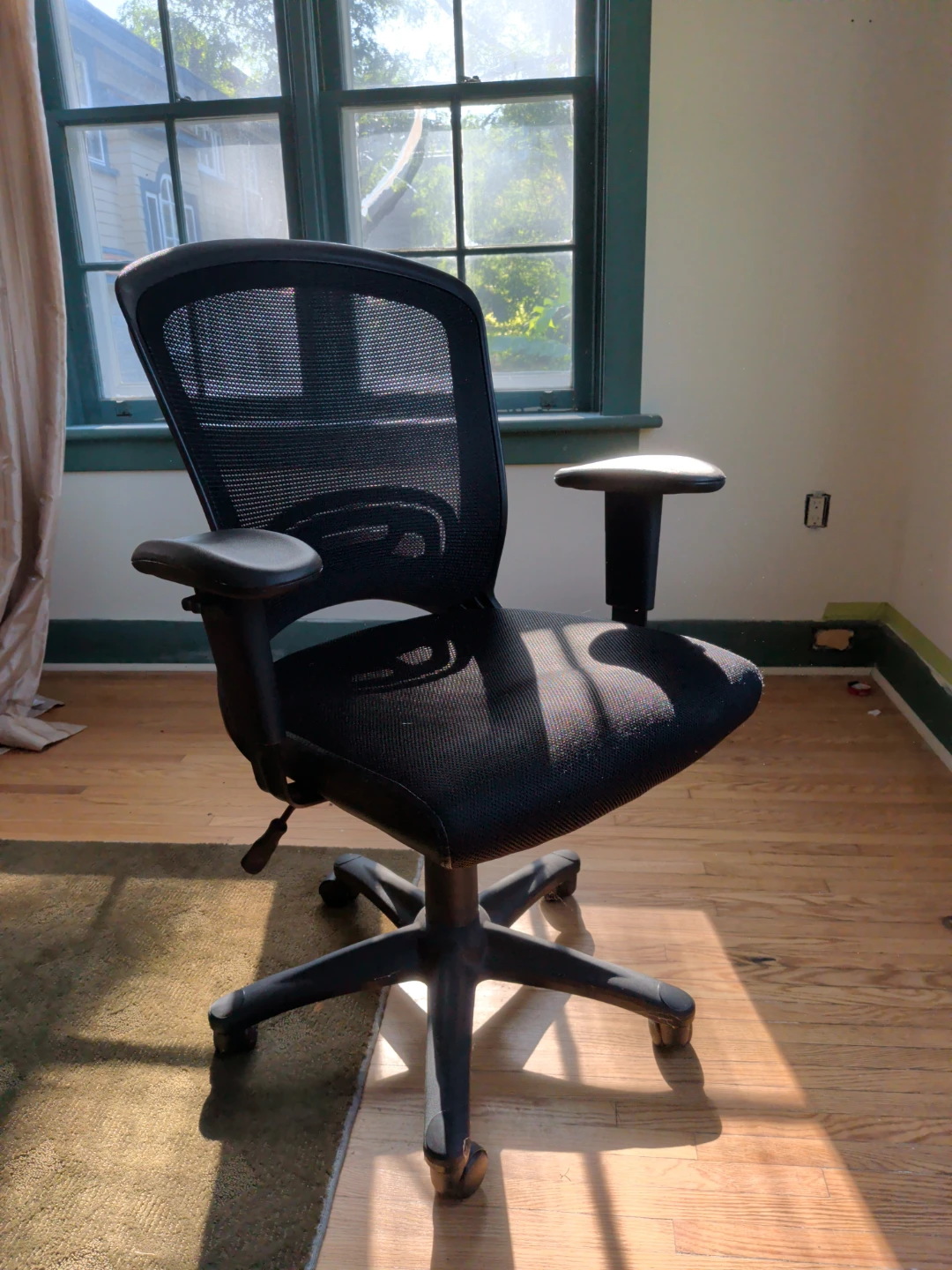 Black Mesh Office Chair