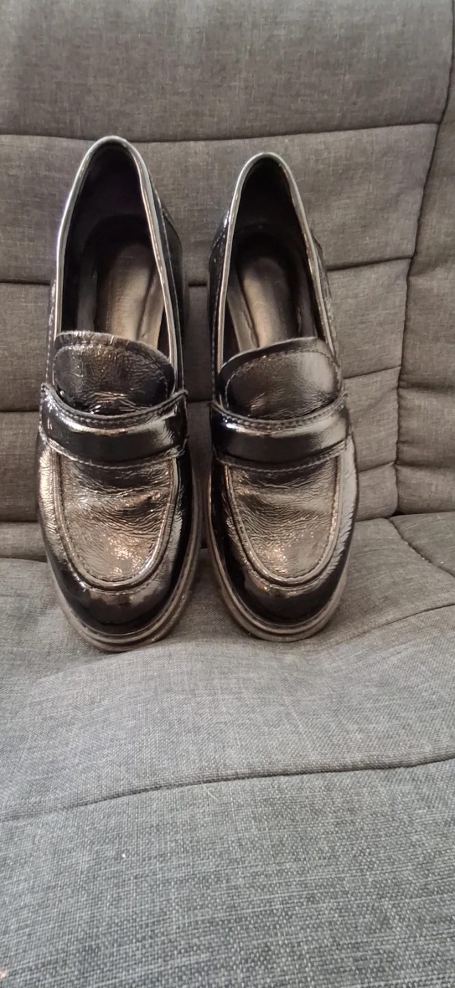 La Canadienne Black Patent Loafers - photo 5
