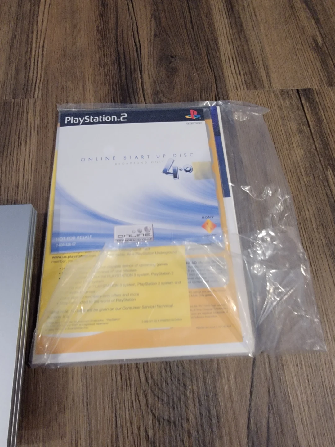 Silver Sony PlayStation 2 Slim Version with games - photo 4