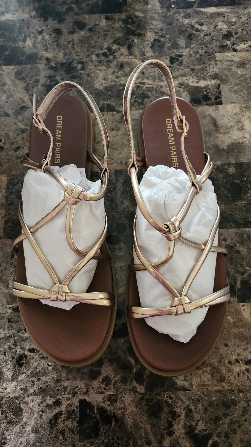 Dream Pairs Rose Gold Flat Sandals⚽
