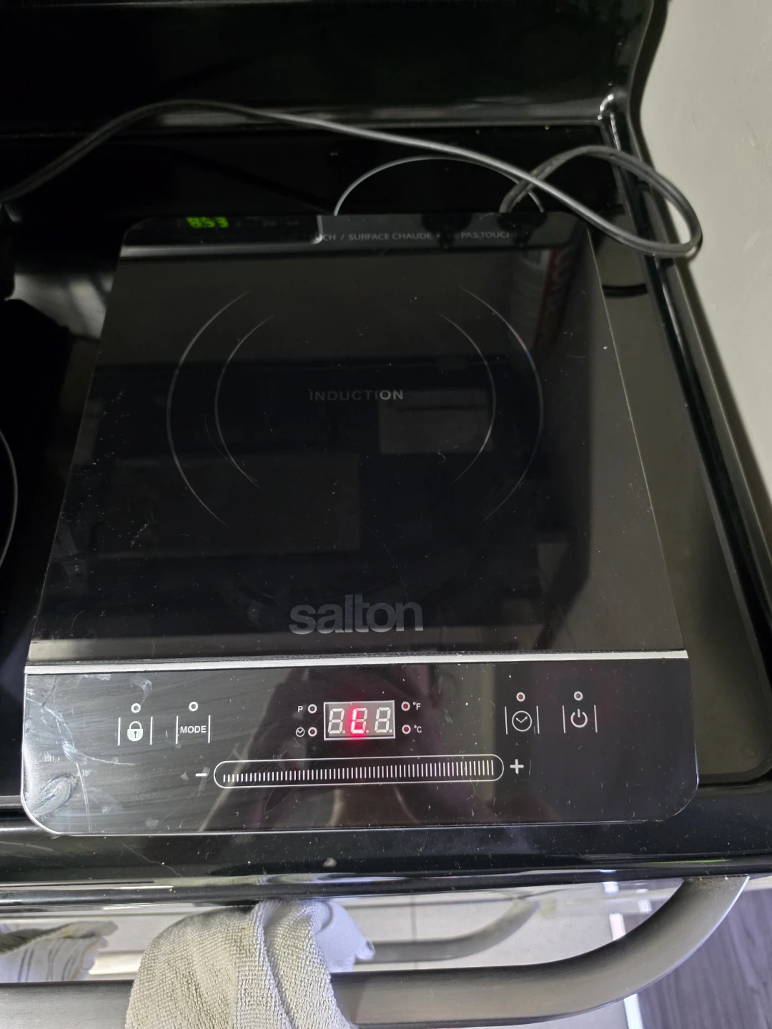 Salton Induction Cooktop - photo 2