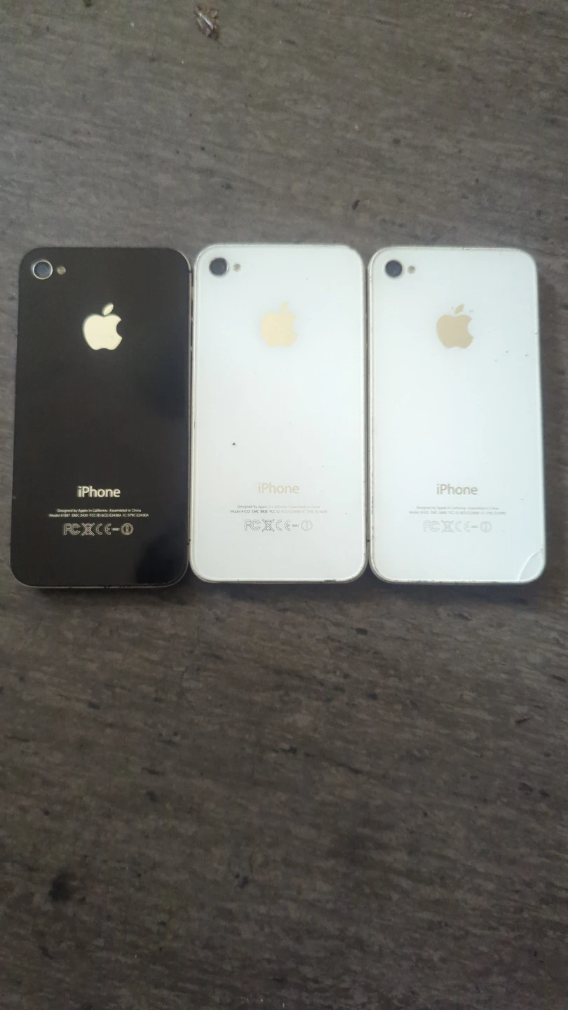 iPhone 4 lot - photo 2