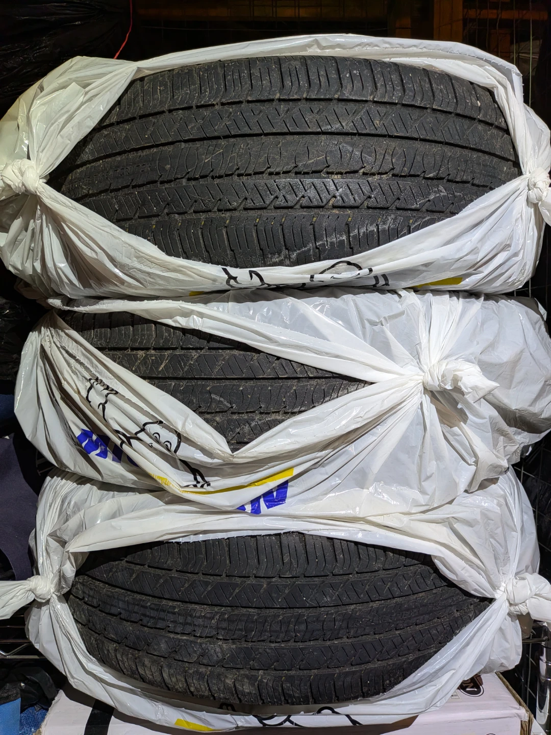 4 General Tires with 17" OEM Nissan Alloy Rims Great Condition! - photo 4