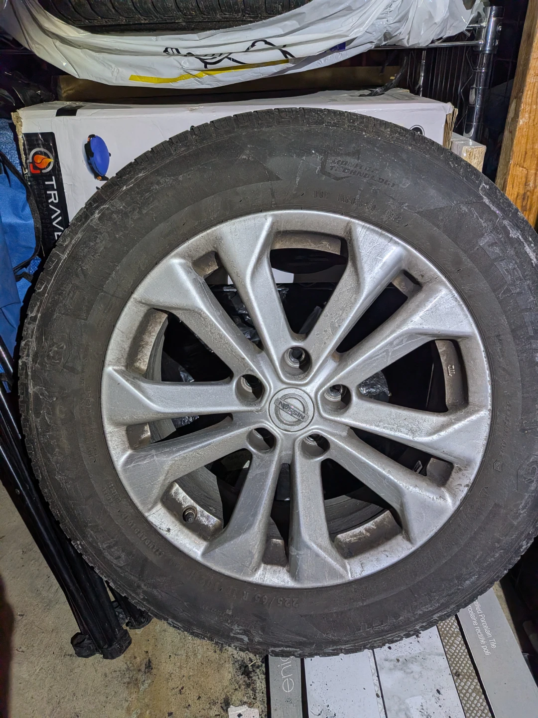 4 General Tires with 17" OEM Nissan Alloy Rims Great Condition!