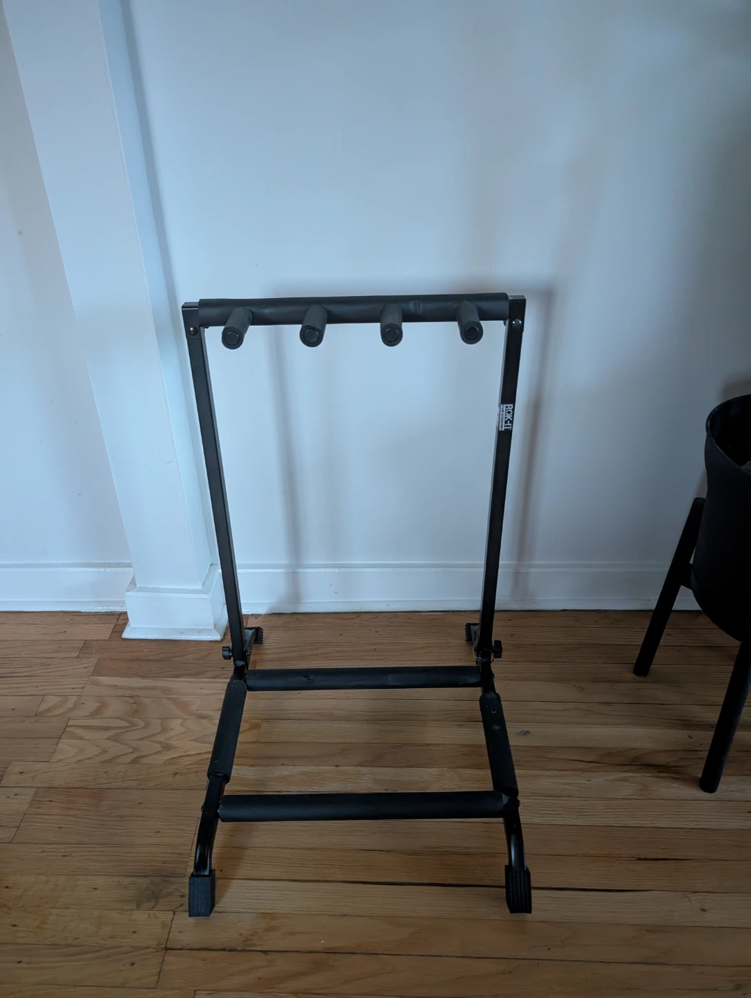3 guitar stand