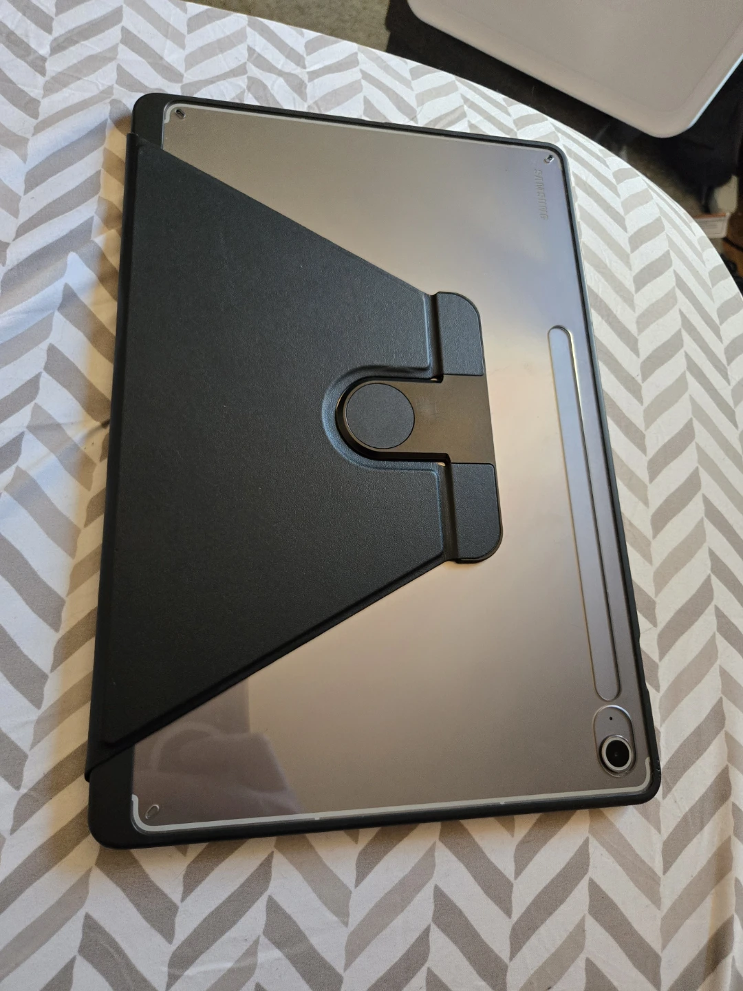 2025 Samsung 13.1 inch Tablet - photo 2