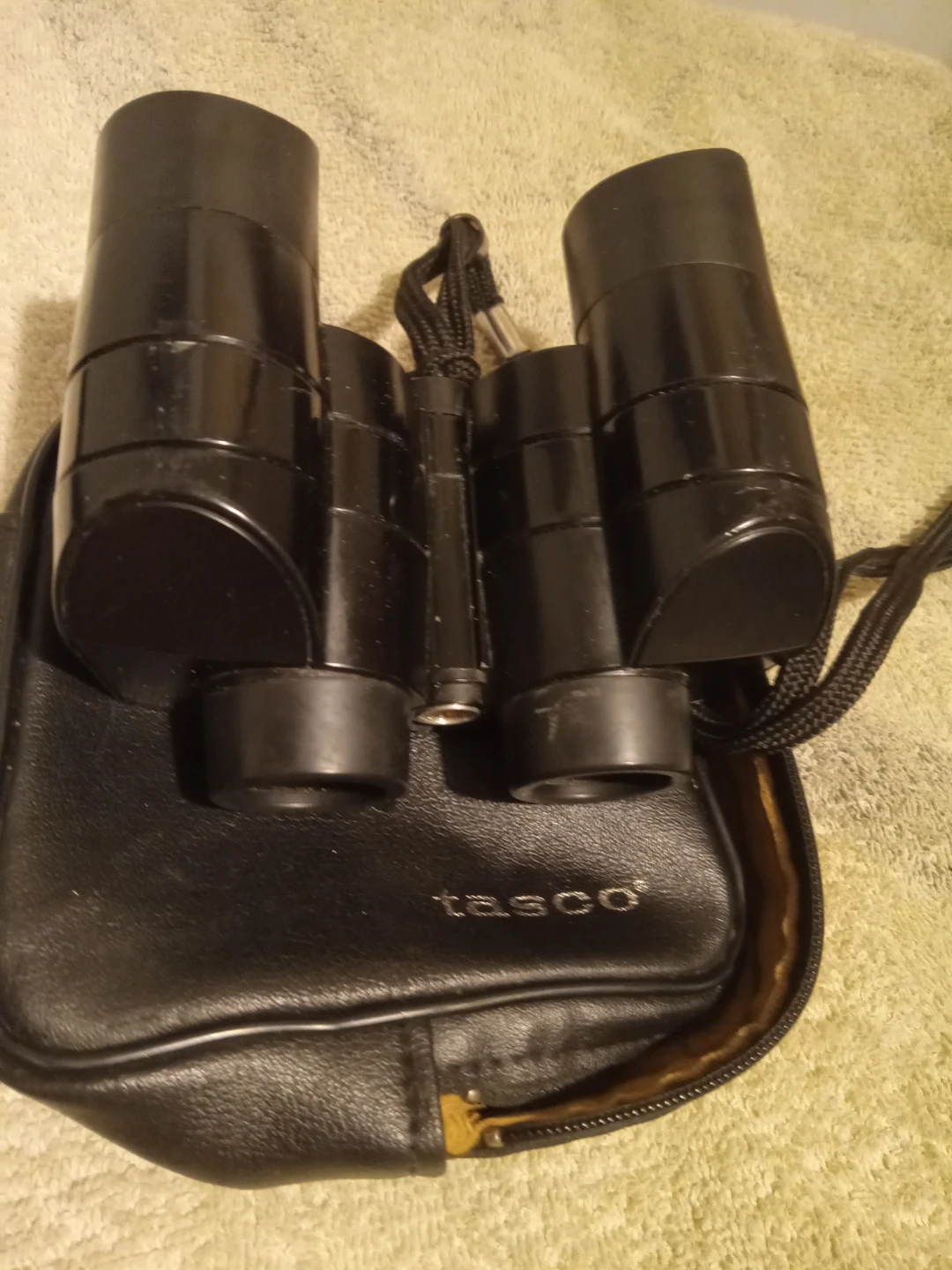 Tasco Binoculars with Case - photo 2
