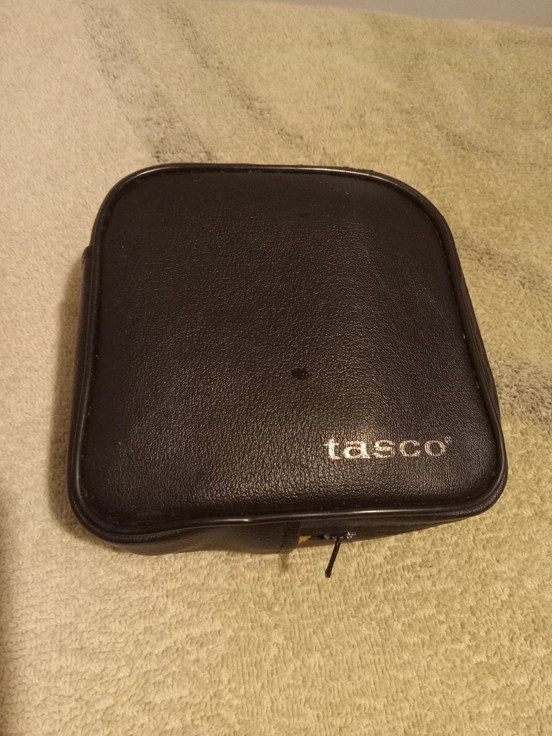 Tasco Binoculars with Case - photo 3