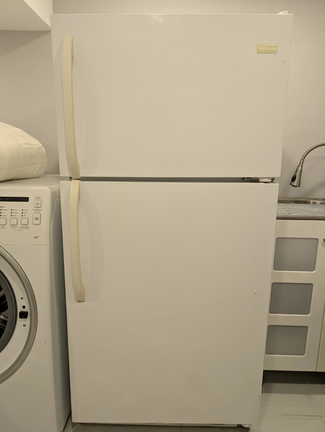 Frigidaire Refrigerator
