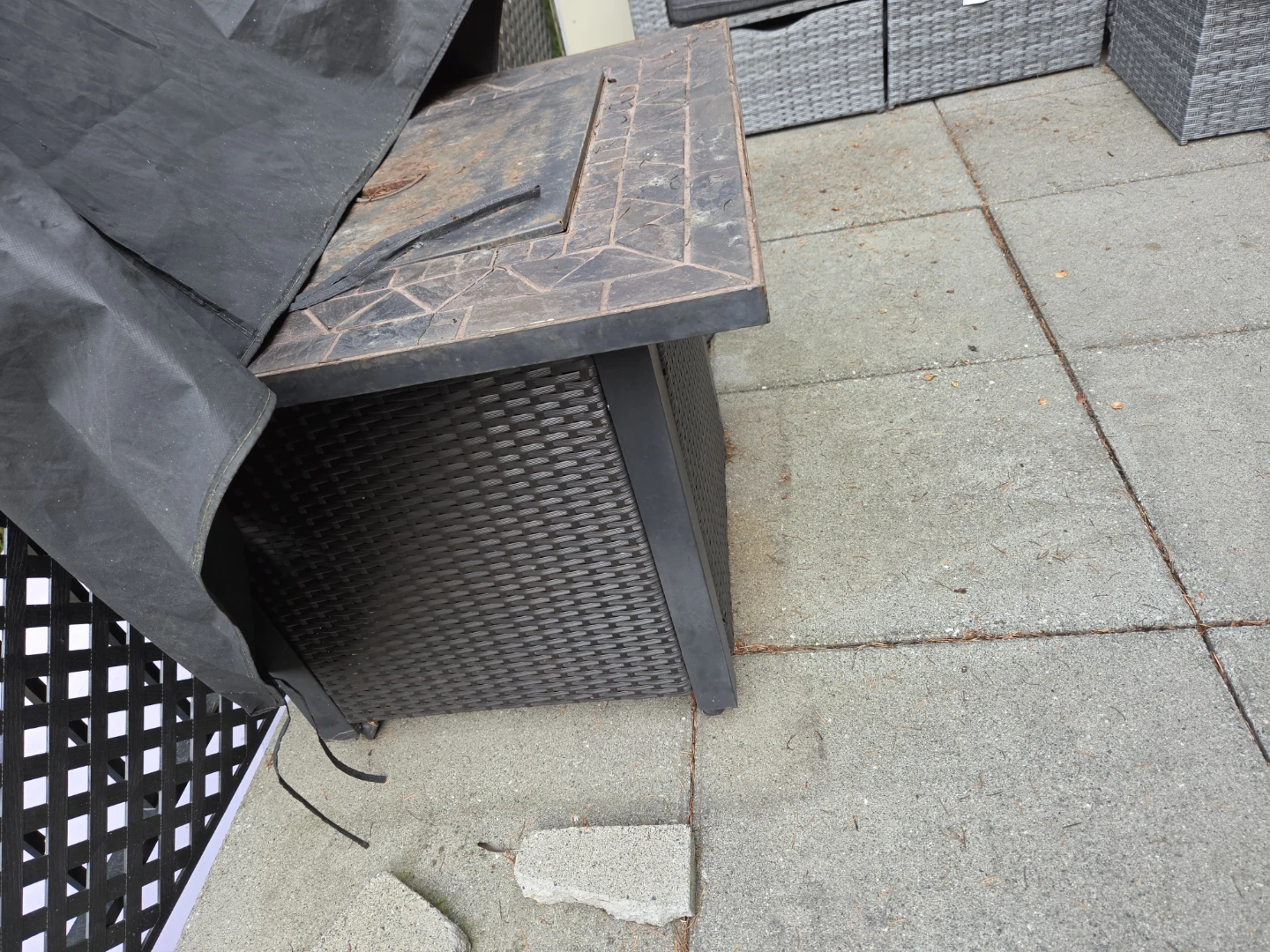 Outdoor Fire Pit Table