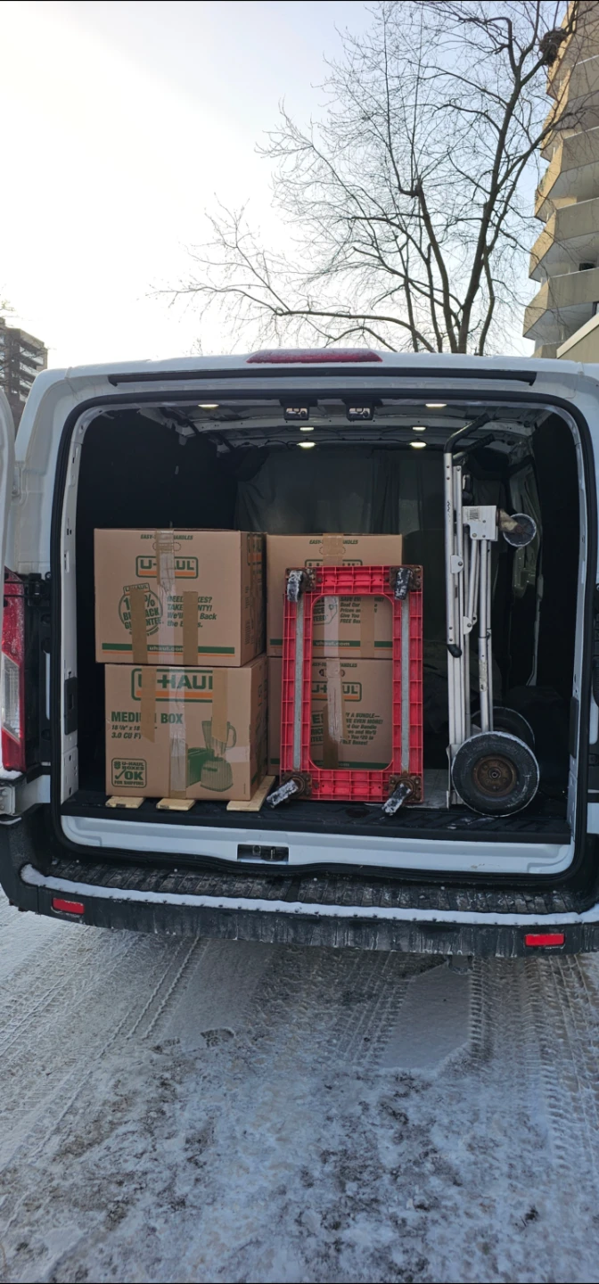 MOVING FURNITURE DELIVERY ERRANDS 647-761-0675