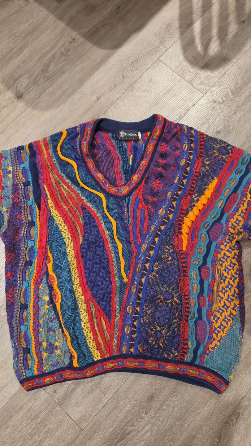 Tundra Canada Knit Sweater XL