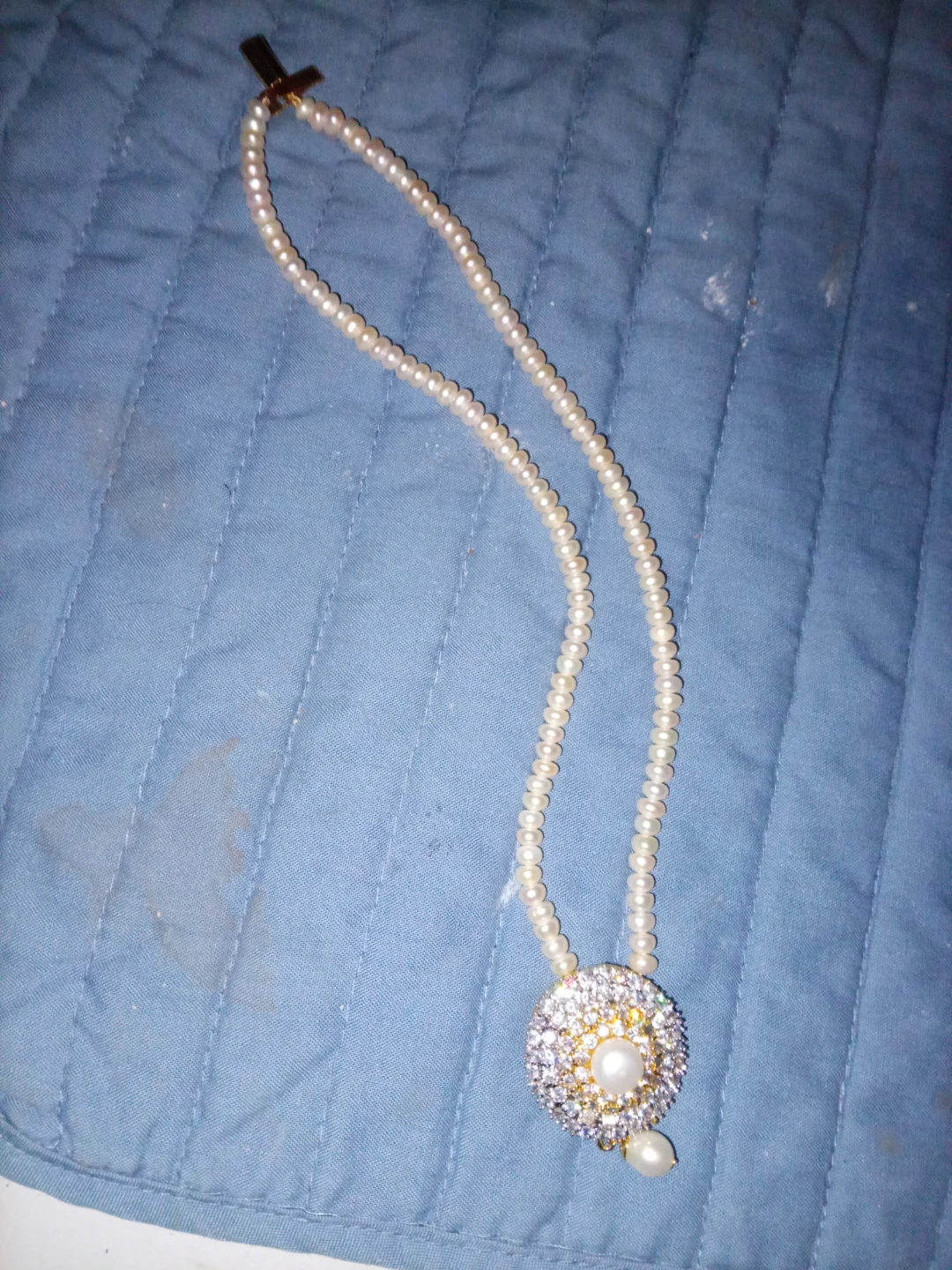 Pearl Necklace with Rhinestone Pendant