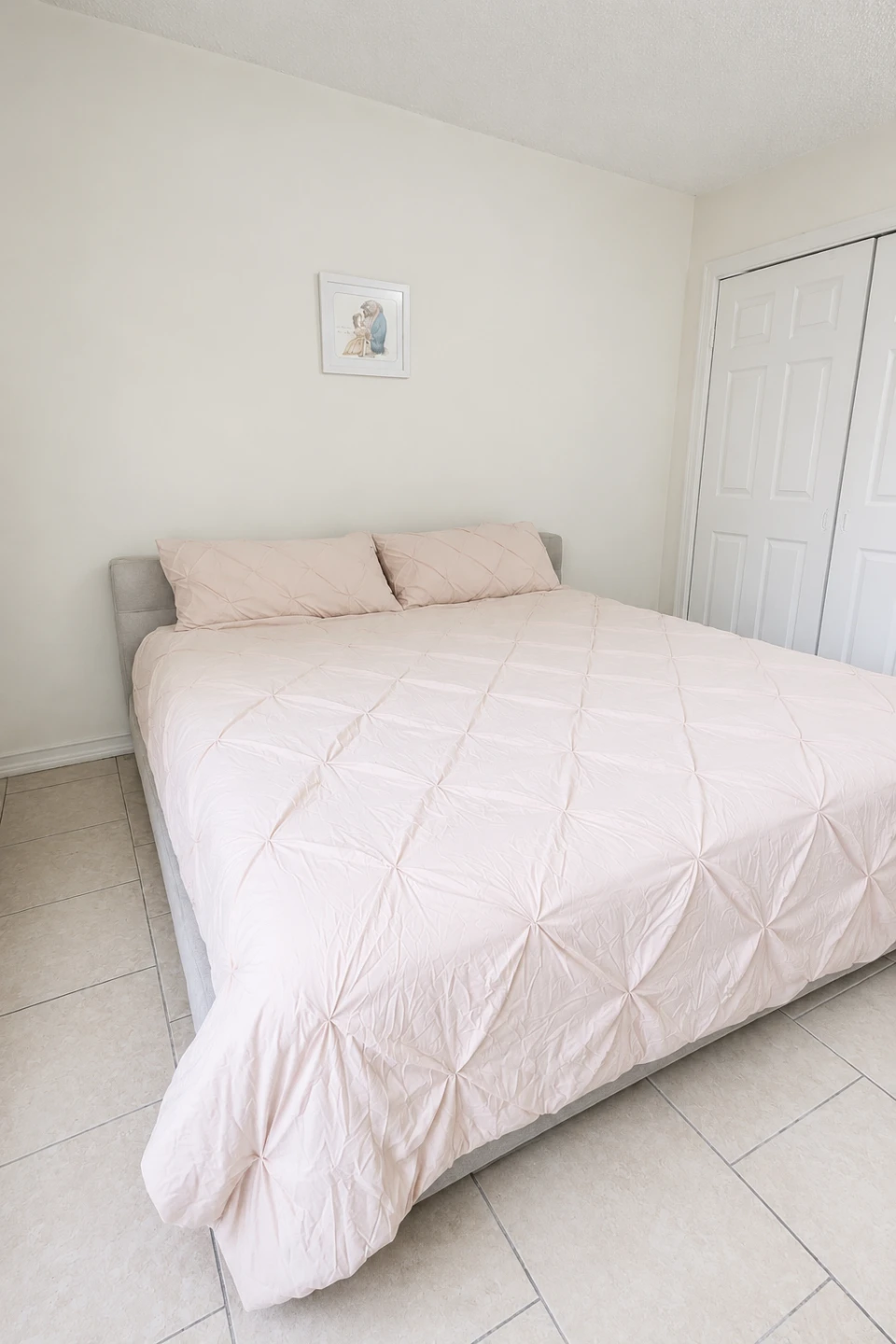 King Bed + Mattress + 4 Storage Drawers - photo 3