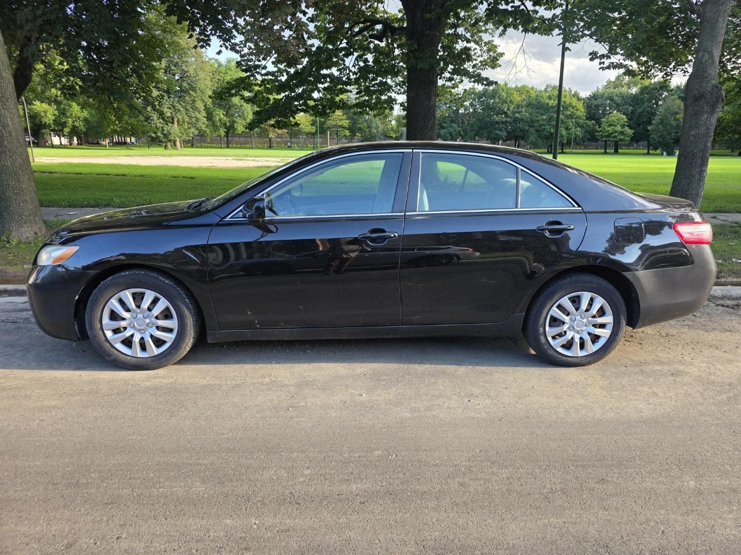 Black Toyota Camry Sedan - photo 4