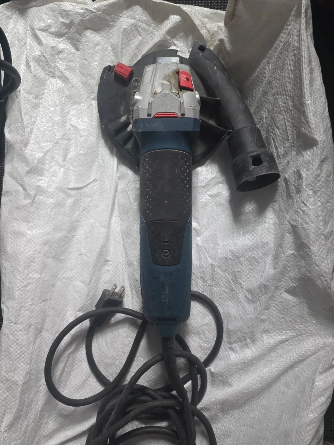 Bosch Angle Grinder - photo 2