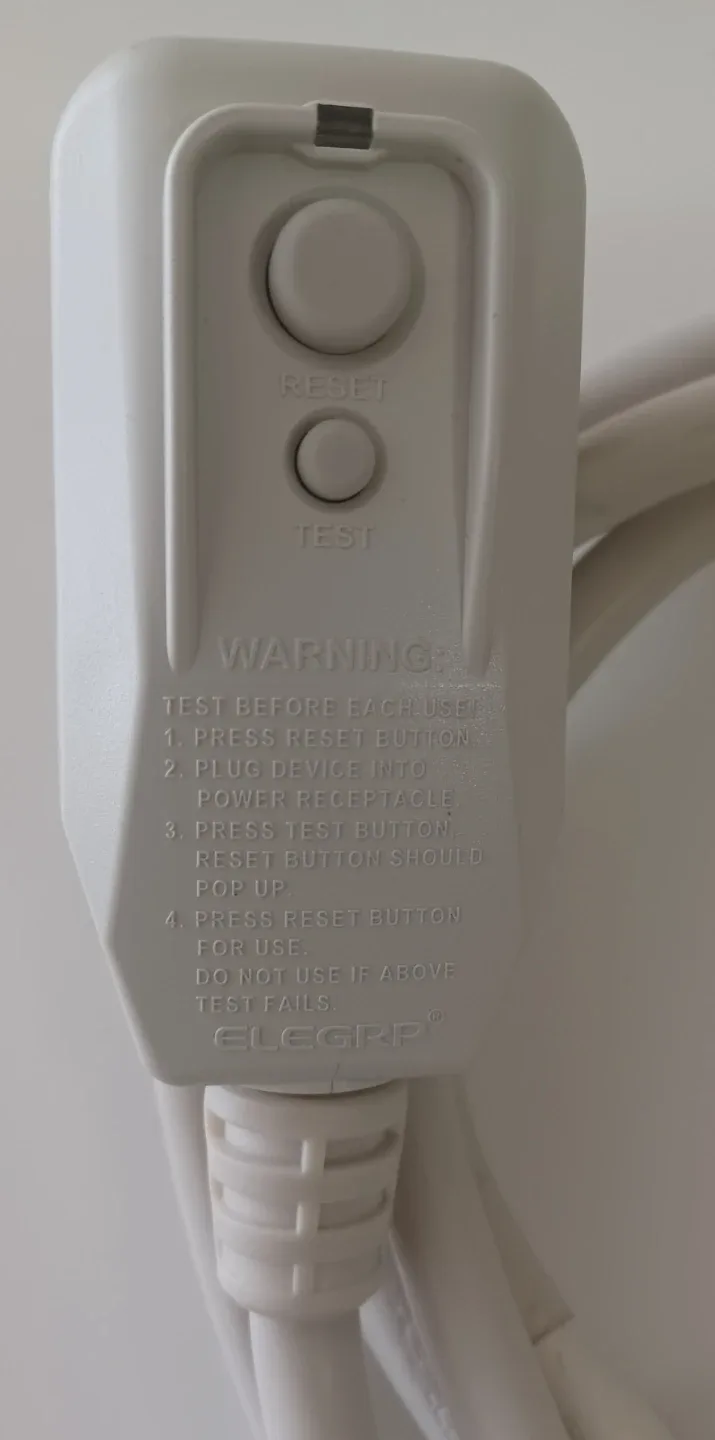 ELEGRP LCDI Surge Protector Extension Cord - photo 2