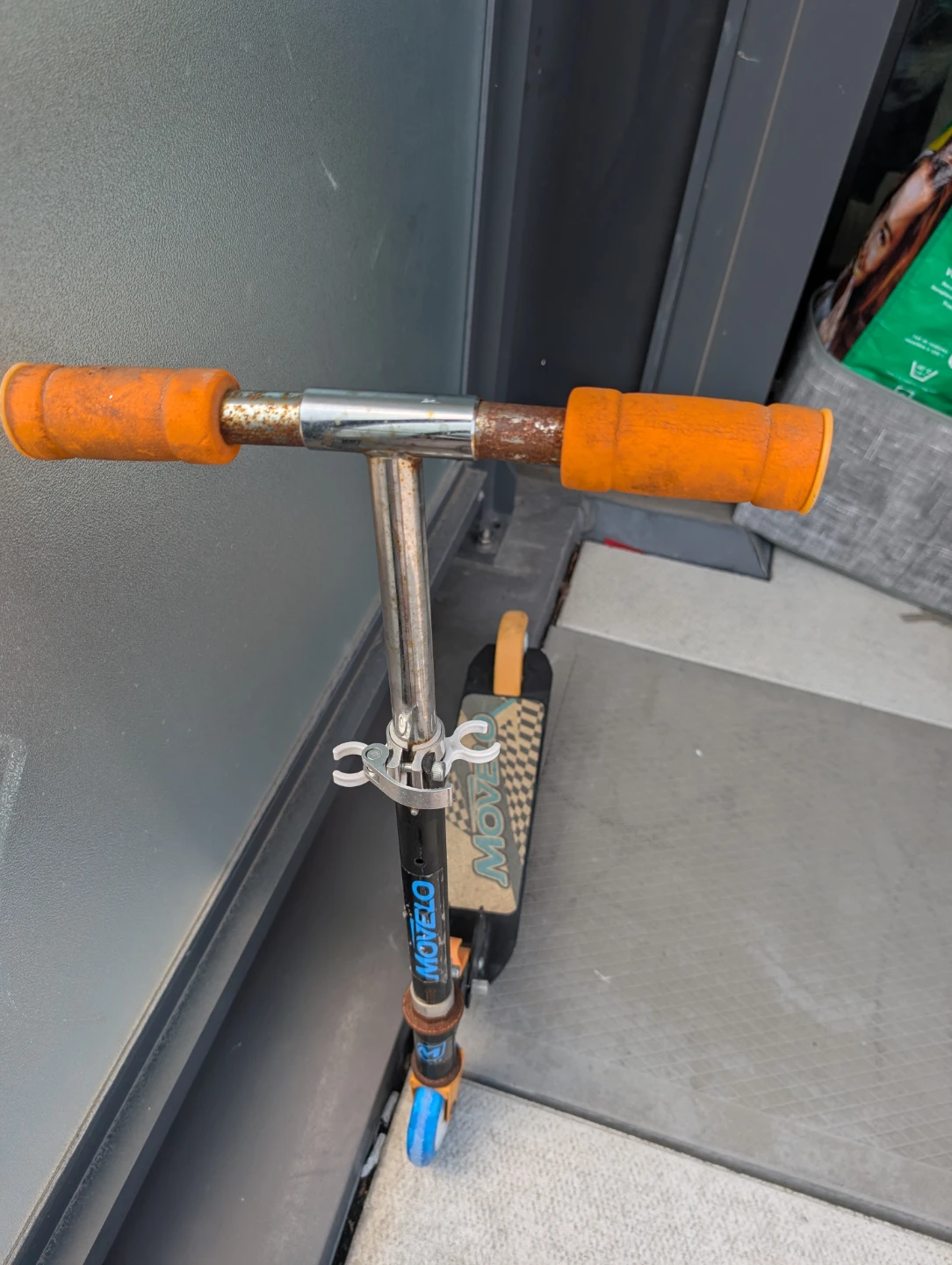 Moveto Scooter