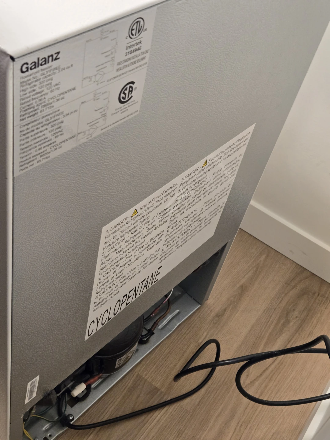 Galanz Compact Freezer - photo 5