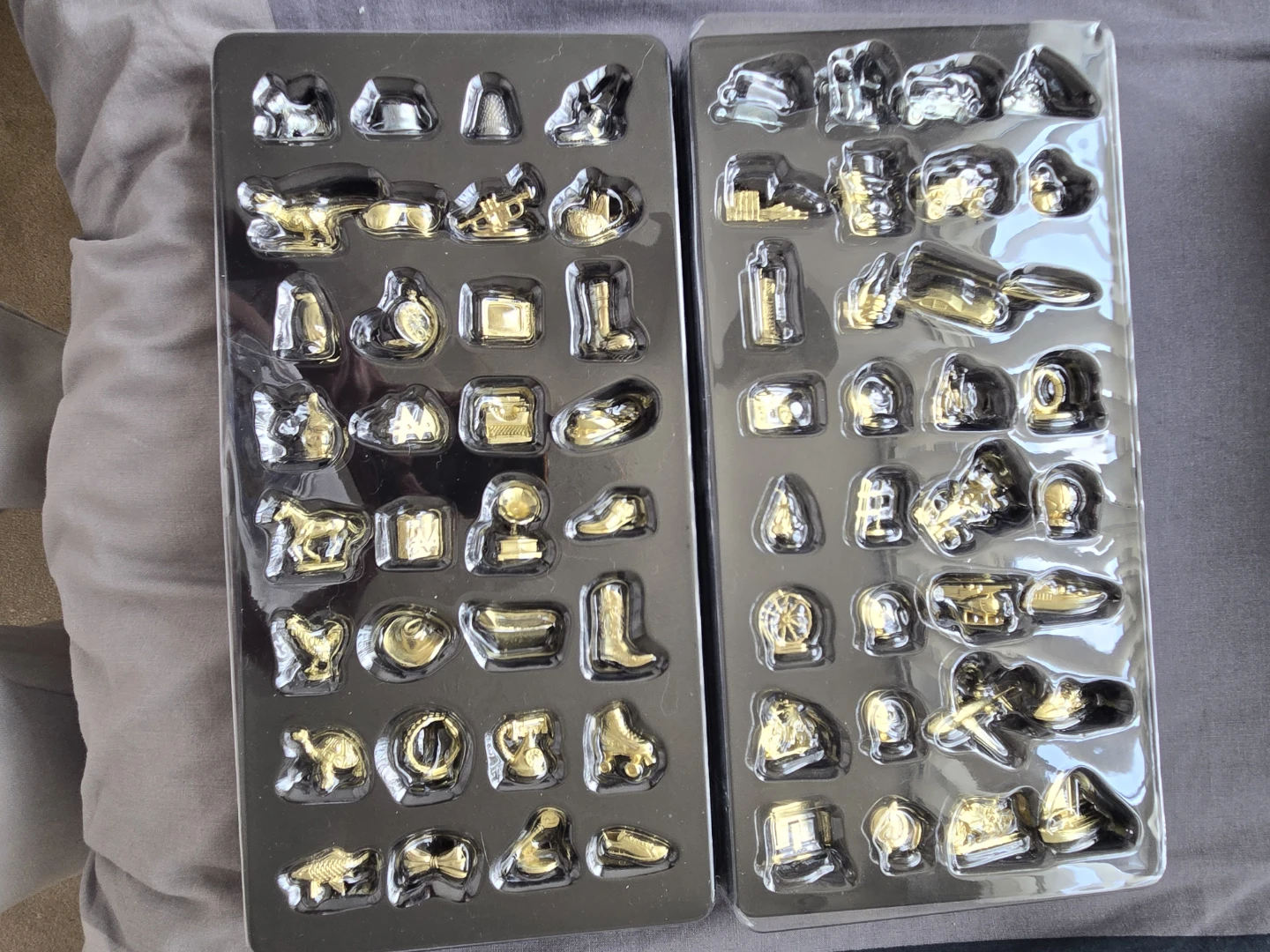 Monopoly Signature Token Collection Board Game (64 Tokens) - photo 4