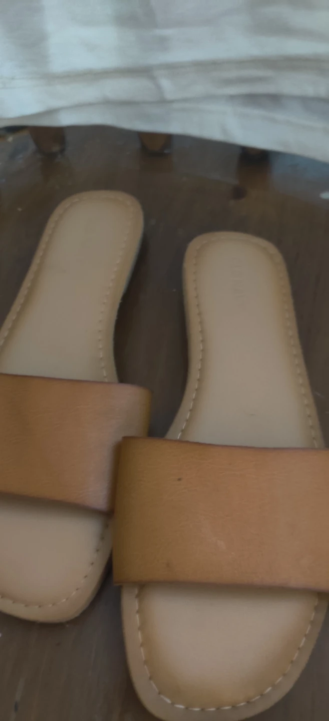 Old Navy Tan Slide Sandals Size 8