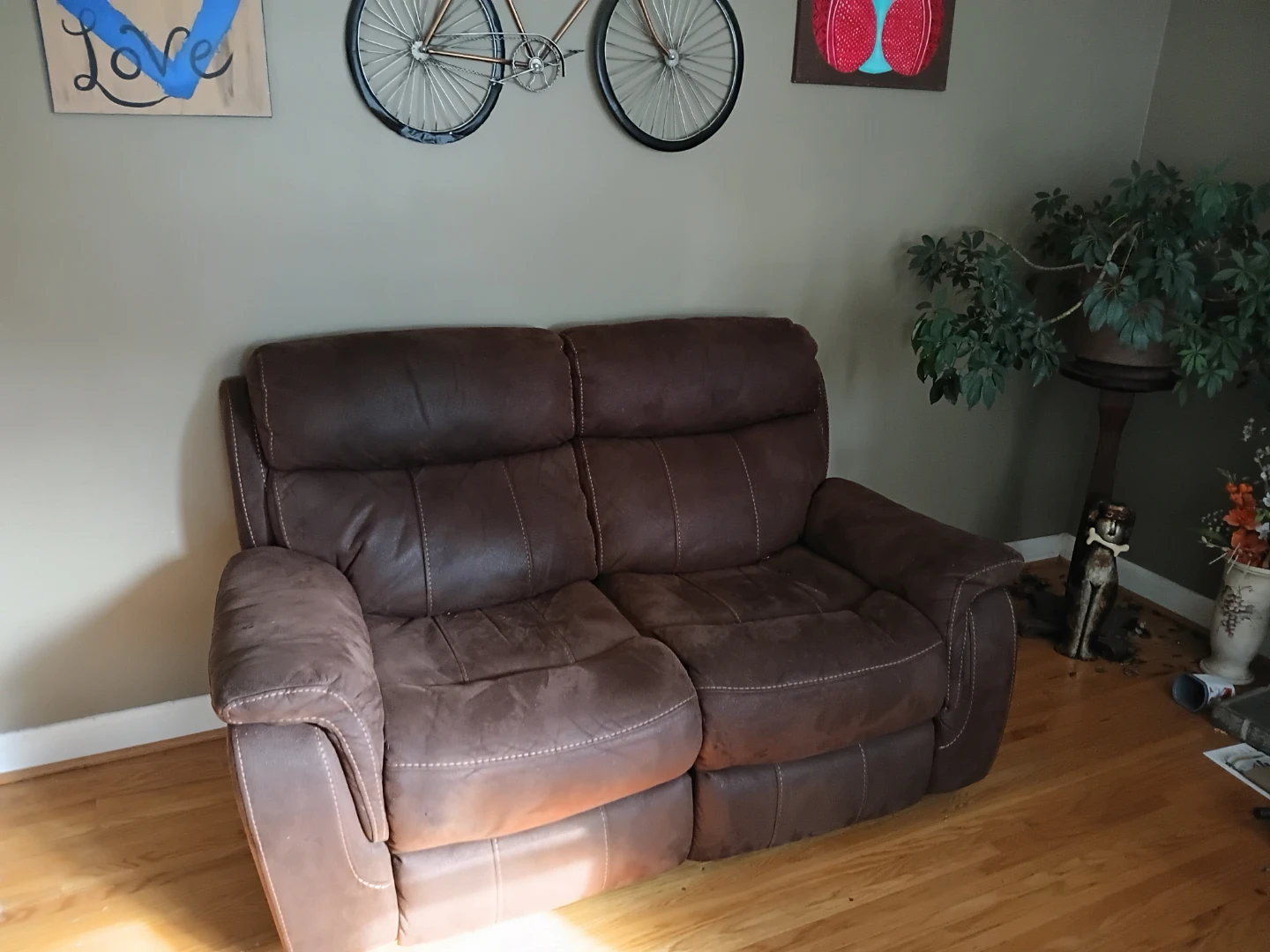 Reclining Couch + Love Seat - photo 2