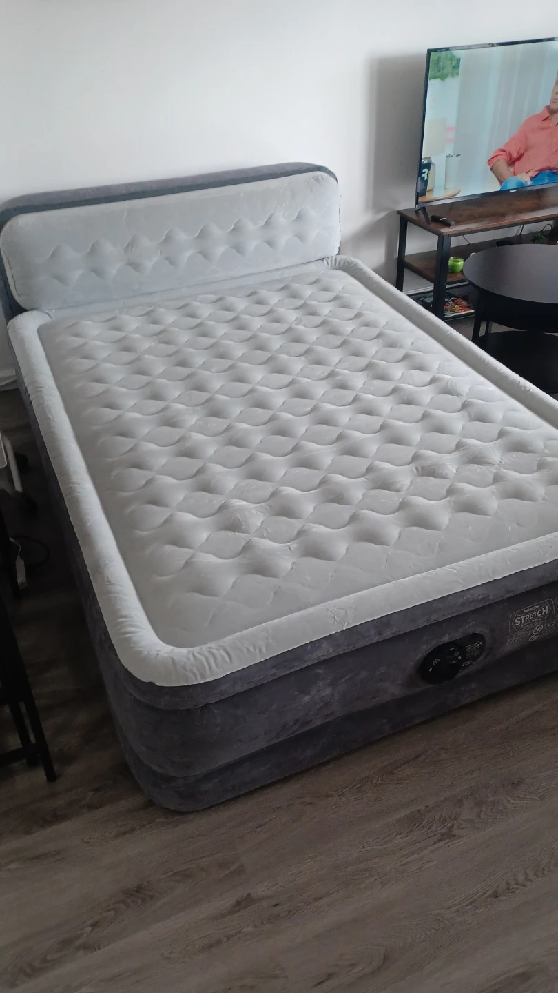 Intex Queen Air Mattress 18" with Built-in Pump & Headboard - photo 3