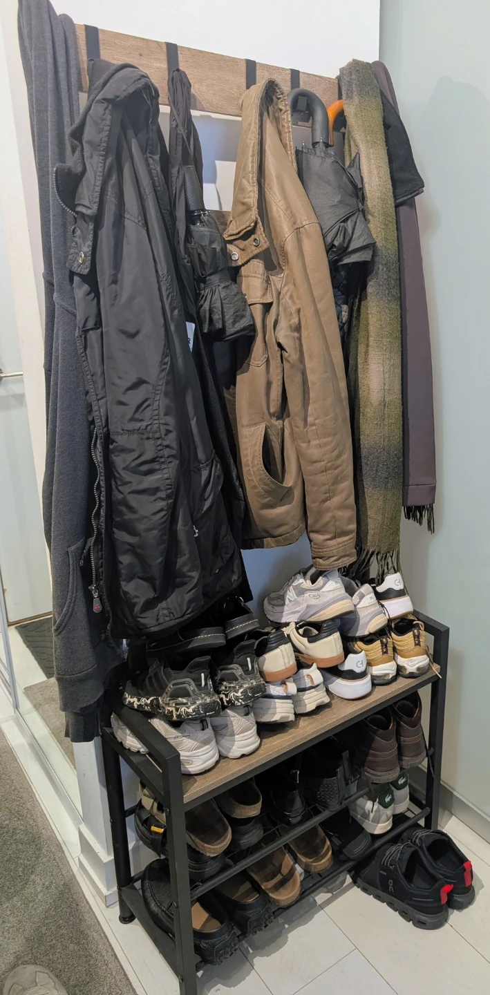 Shoe rack + bench + clothing rack