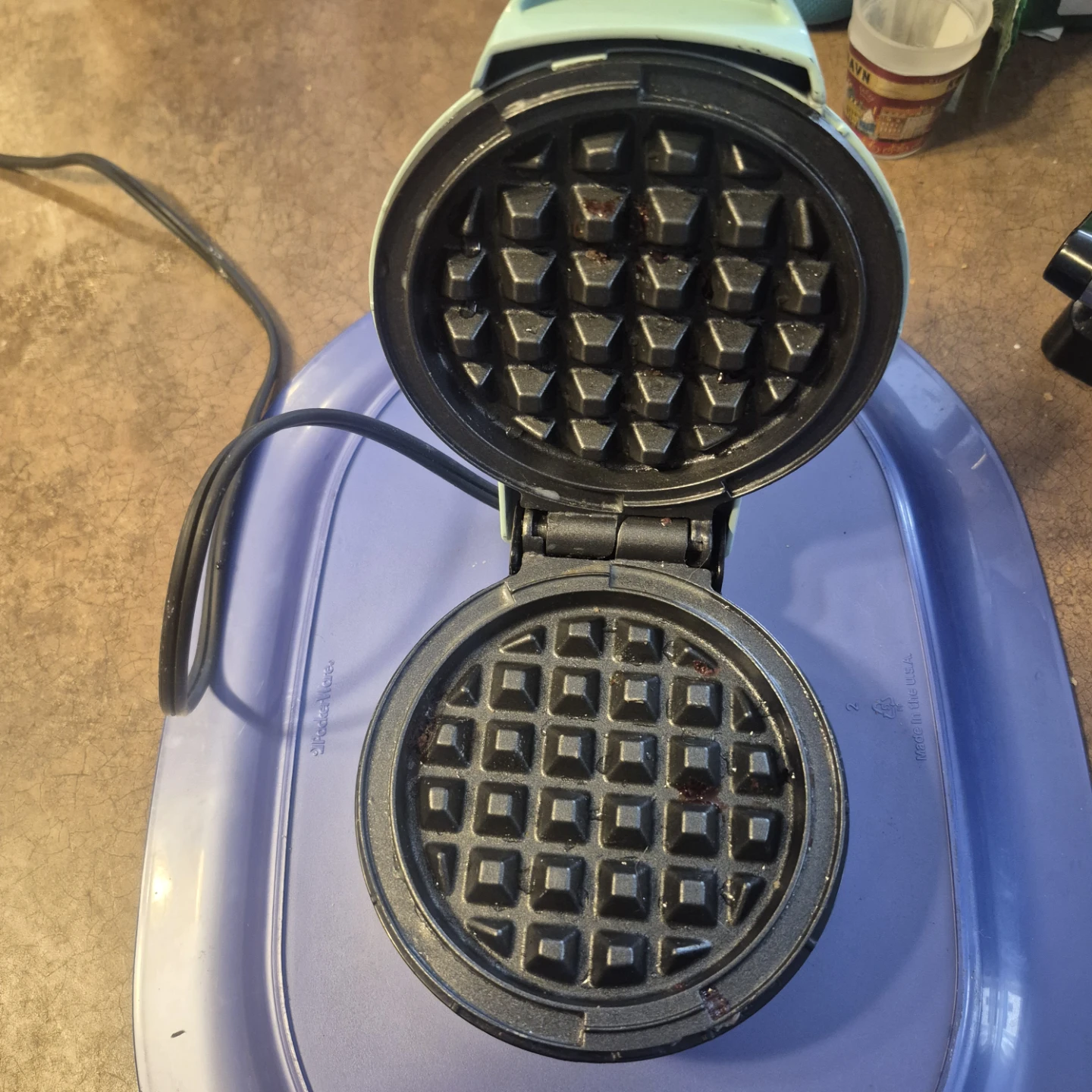 Dash Waffle Maker - Light Green - photo 2