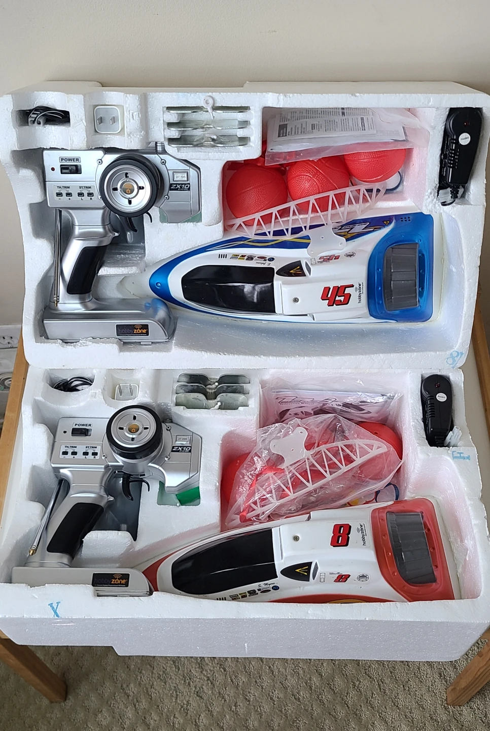 2 x RC Boats Zig Zag Racer III - Excellent Condition in Boxes! - photo 5