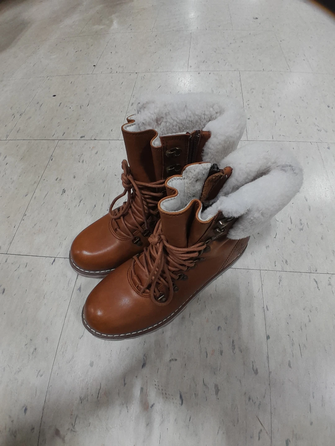 Royal Canadian Women's Brown Leather Winter Boot Size 9 - photo 3