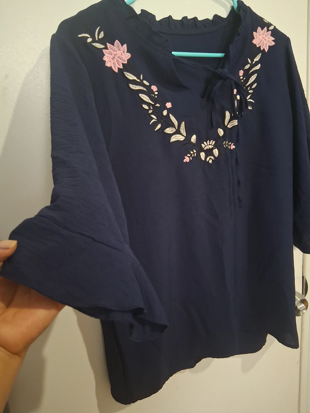 Navy Blue Embroidered Top Size M - photo 2