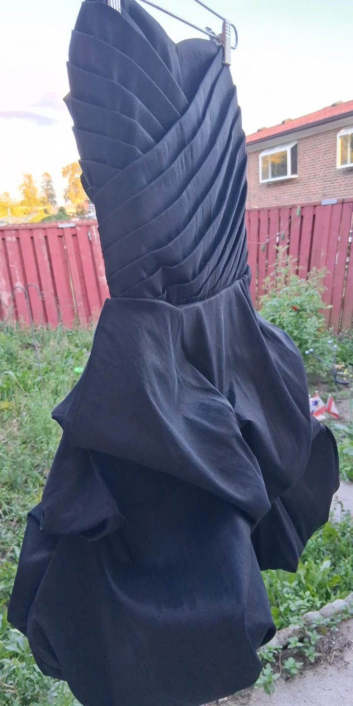 Black Strapless Pleated Dress with Bubble Skirt - photo 3