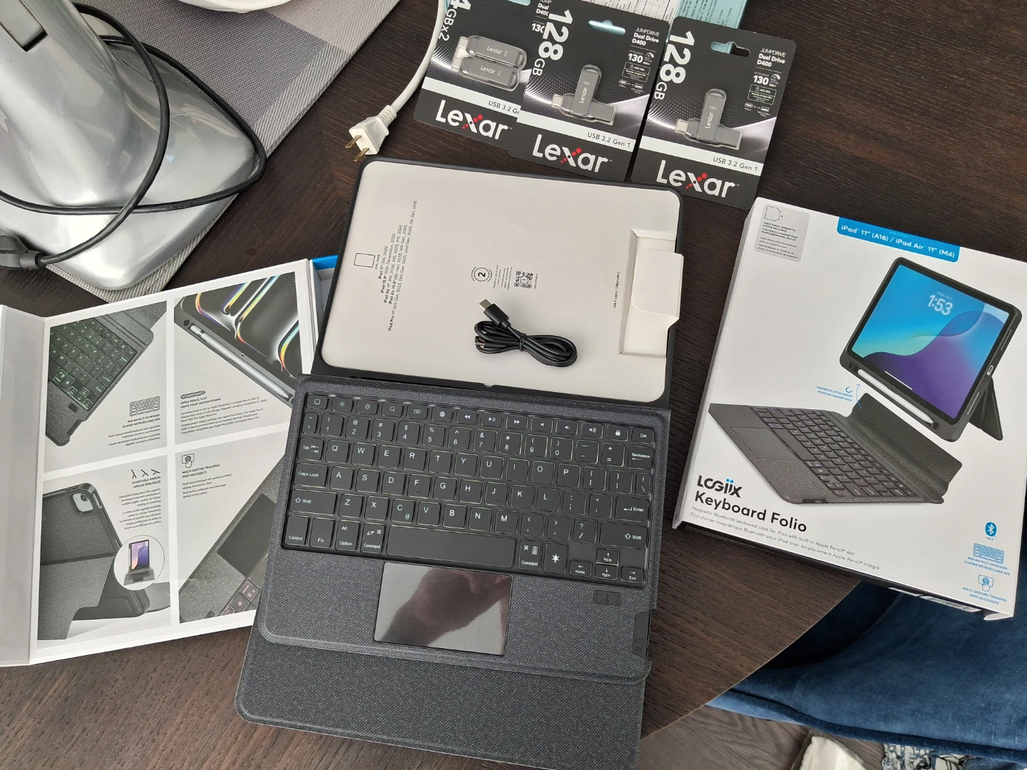 iPad Keyboard and Case - photo 5