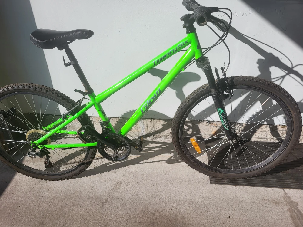 Glow TwentySix Kids Mountain Bike